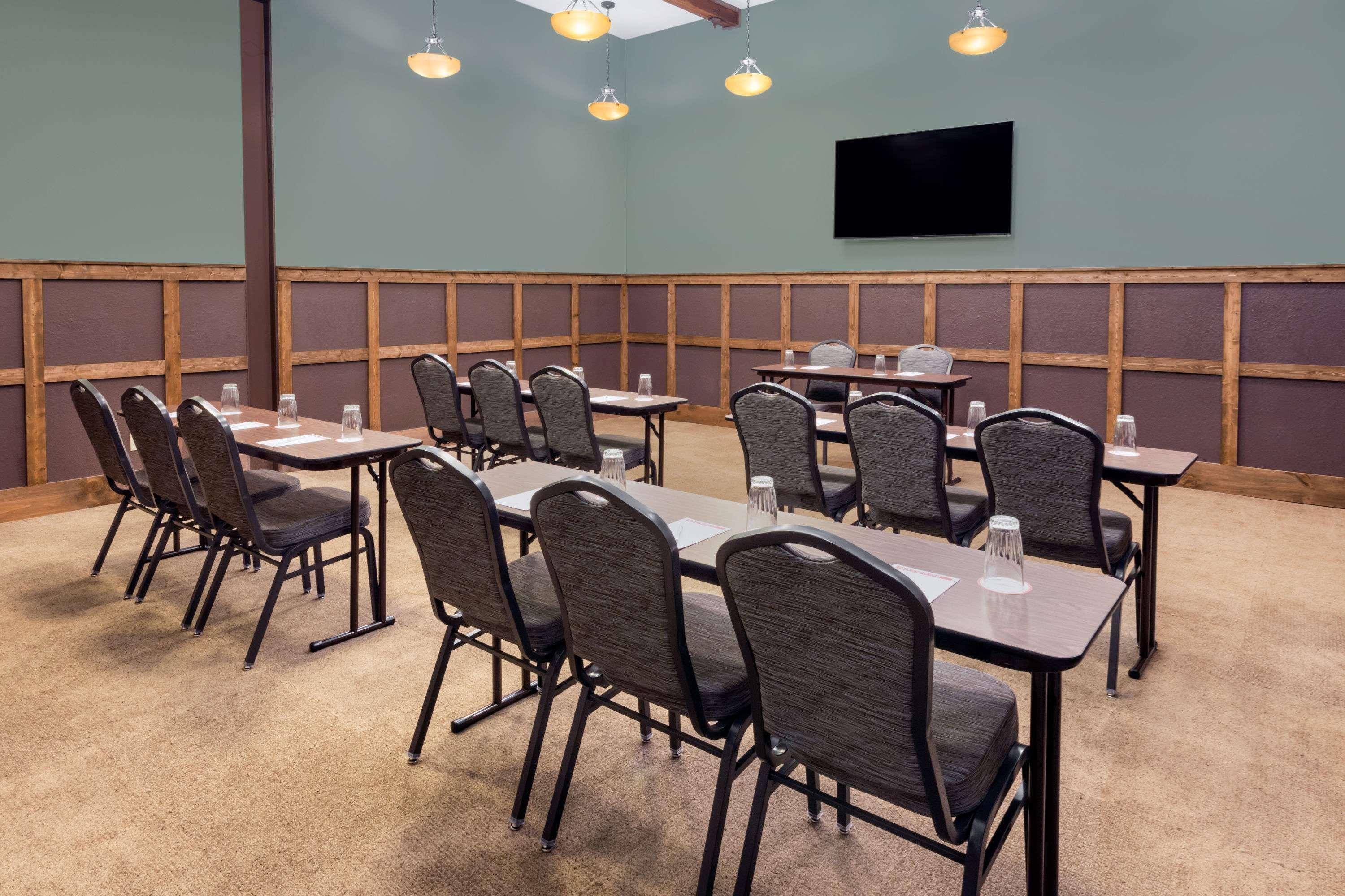 Hawthorn Extended Stay By Wyndham Рим Екстериор снимка
