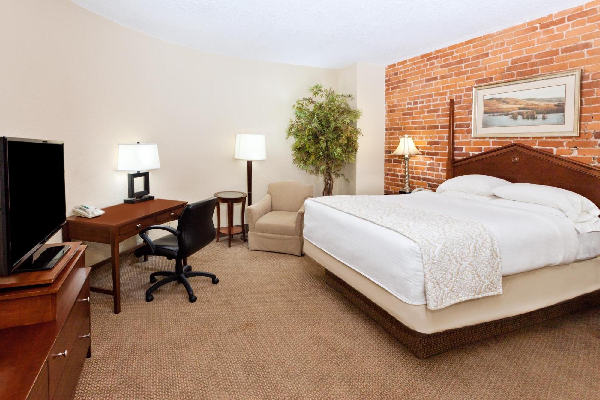 Hawthorn Extended Stay By Wyndham Рим Екстериор снимка